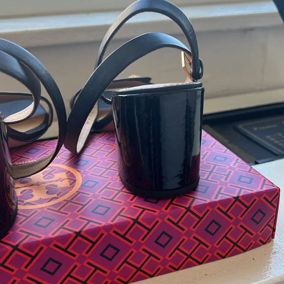 Tory Burch heels - Picture 8 of 11